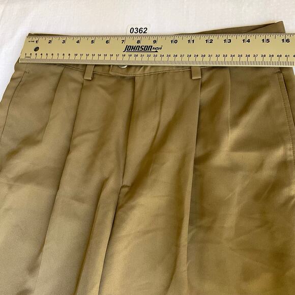 Dockers Work Dress Pants size 32W, Beige - Picture 2 of 9